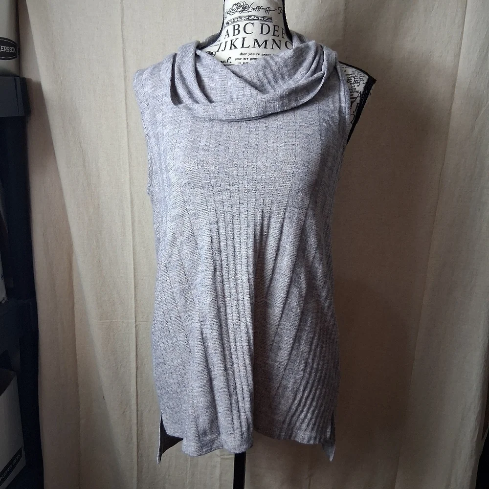 Cupio Medium Top - Picture 1 of 5